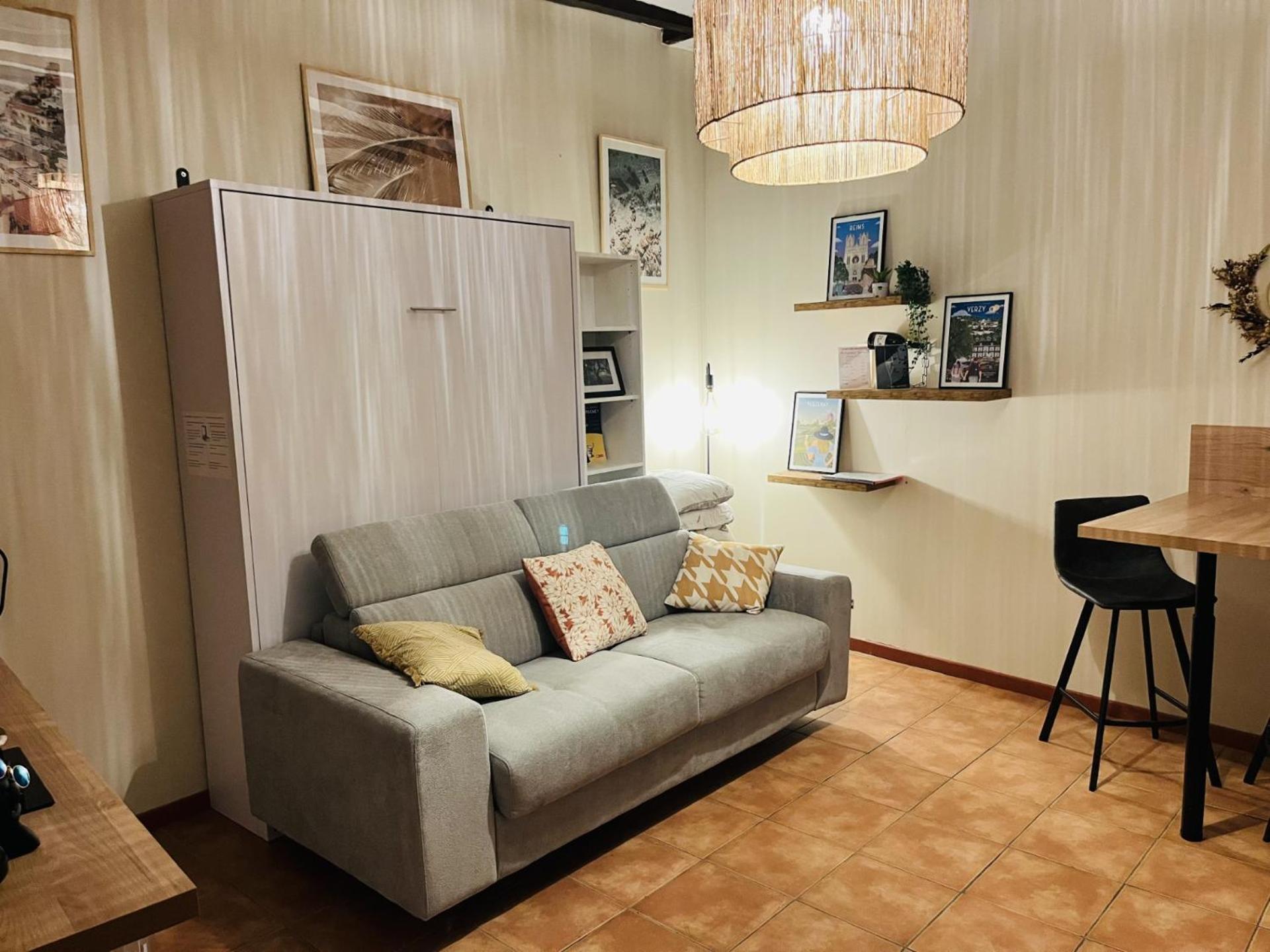 Logement, Plein Centre Du Village De Verzy ภายนอก รูปภาพ